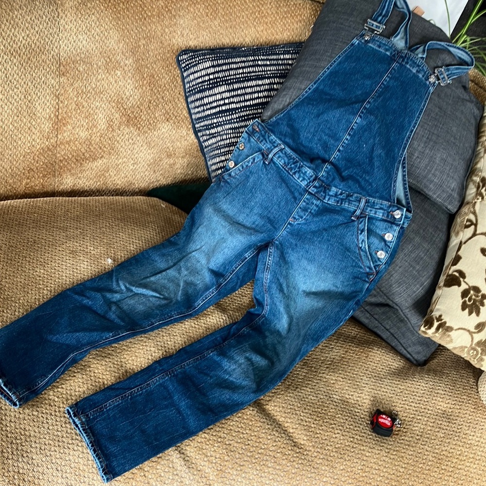 Gap maternity overalls